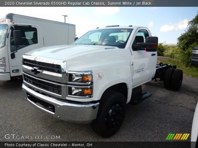 2020 Chevrolet Silverado 6500HD Regular Cab Chassis in Summit White