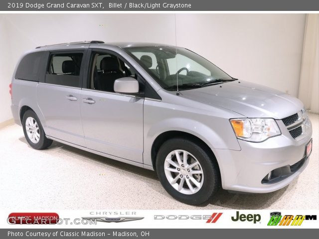2019 Dodge Grand Caravan SXT in Billet