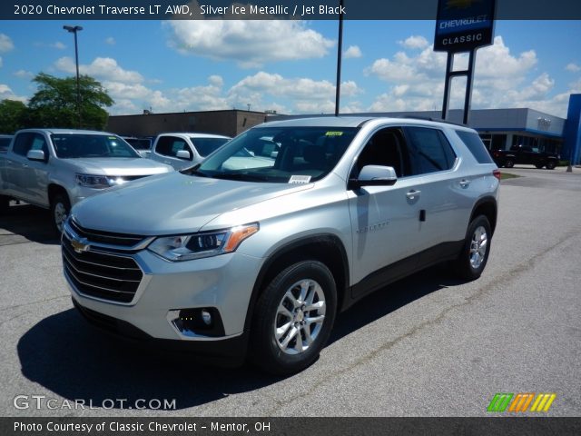 2020 Chevrolet Traverse LT AWD in Silver Ice Metallic