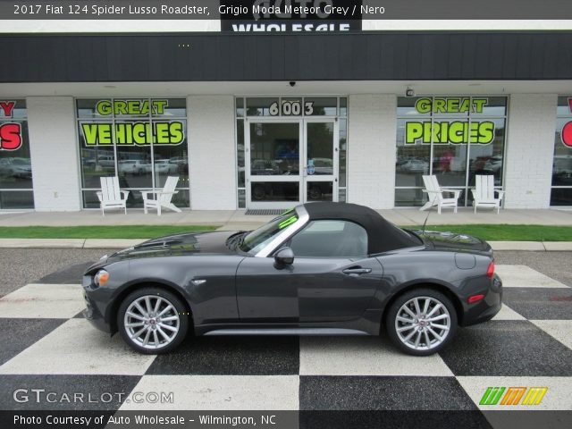 2017 Fiat 124 Spider Lusso Roadster in Grigio Moda Meteor Grey