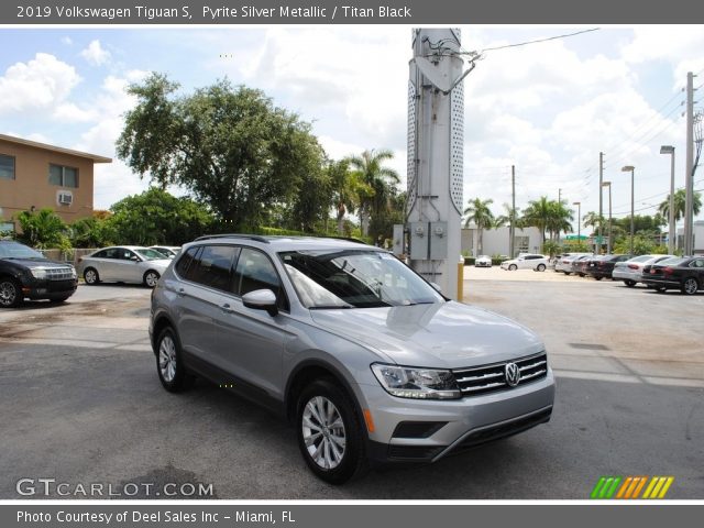 2019 Volkswagen Tiguan S in Pyrite Silver Metallic