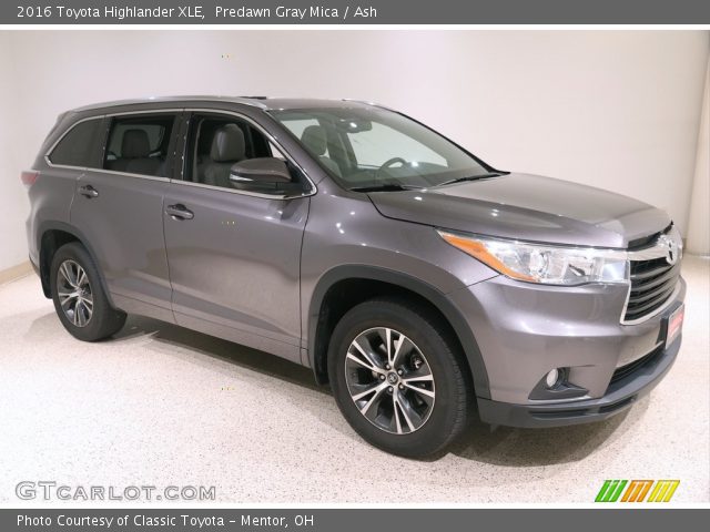 2016 Toyota Highlander XLE in Predawn Gray Mica