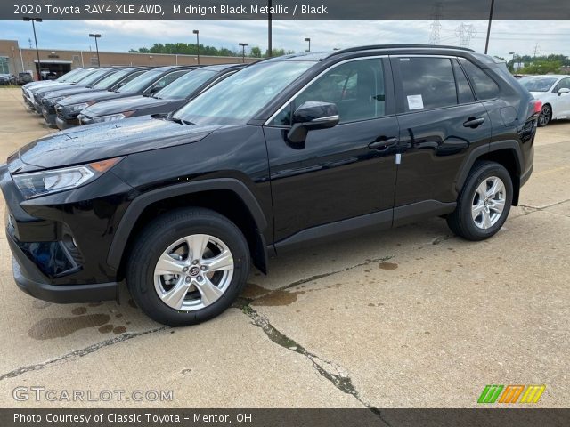 2020 Toyota RAV4 XLE AWD in Midnight Black Metallic