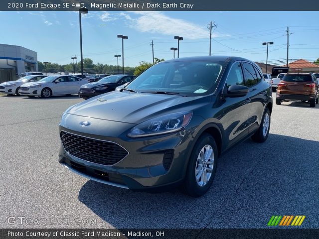 2020 Ford Escape SE 4WD in Magnetic Metallic