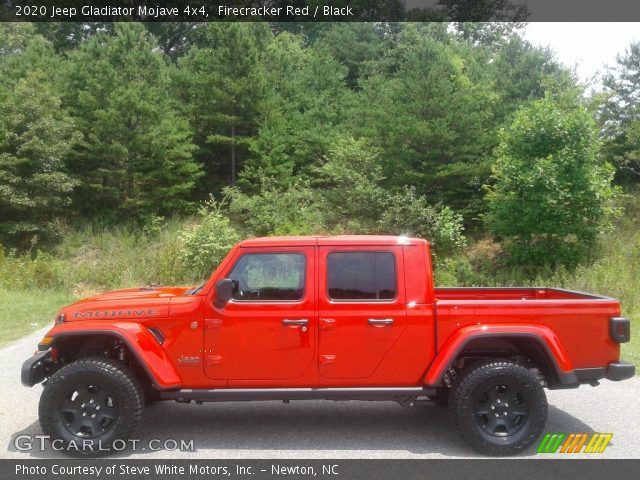 2020 Jeep Gladiator Mojave 4x4 in Firecracker Red