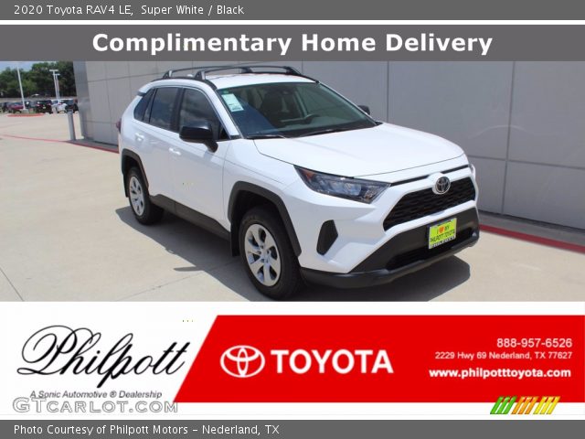 2020 Toyota RAV4 LE in Super White