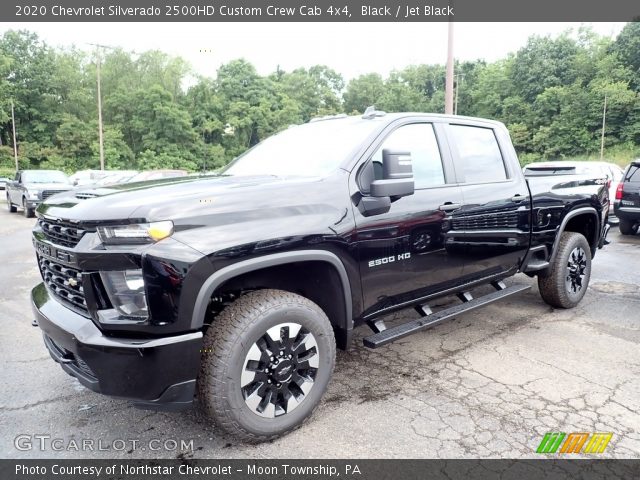 2020 Chevrolet Silverado 2500HD Custom Crew Cab 4x4 in Black