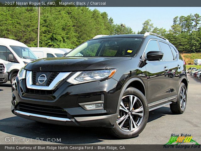 2017 Nissan Rogue SL AWD in Magnetic Black