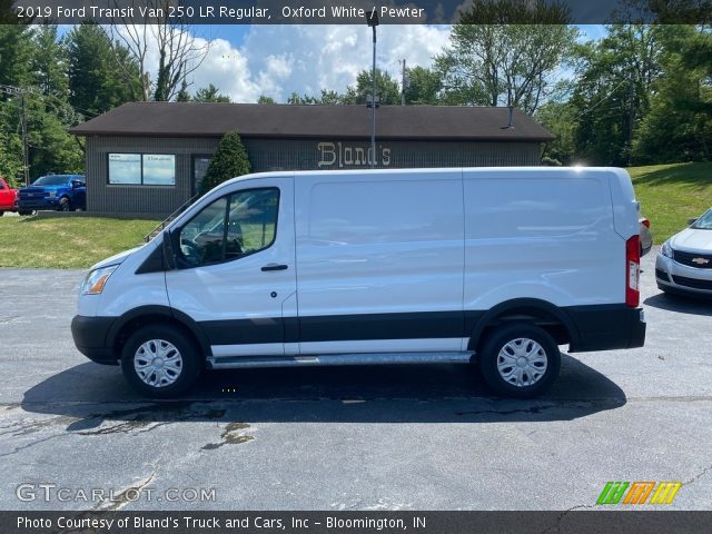 2019 Ford Transit Van 250 LR Regular in Oxford White