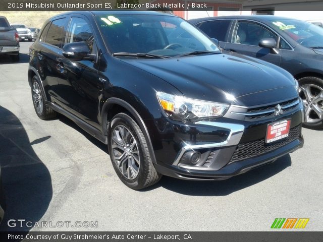 2019 Mitsubishi Outlander Sport ES in Labrador Black Metallic