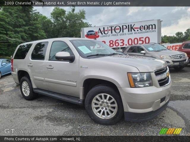 2009 Chevrolet Tahoe Hybrid 4x4 in Silver Birch Metallic