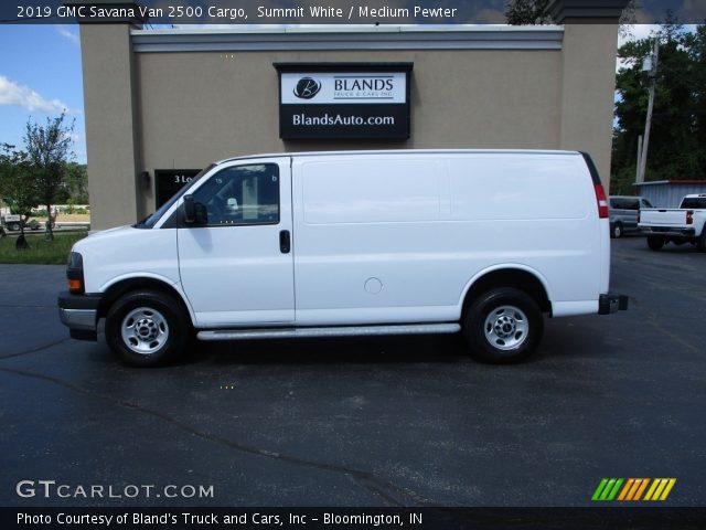 2019 GMC Savana Van 2500 Cargo in Summit White