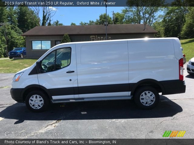 2019 Ford Transit Van 250 LR Regular in Oxford White
