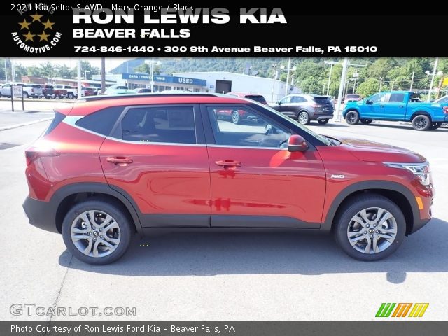 2021 Kia Seltos S AWD in Mars Orange