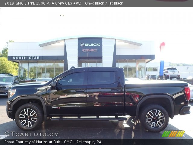 2019 GMC Sierra 1500 AT4 Crew Cab 4WD in Onyx Black
