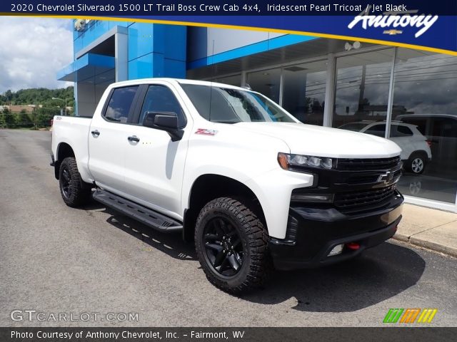 2020 Chevrolet Silverado 1500 LT Trail Boss Crew Cab 4x4 in Iridescent Pearl Tricoat