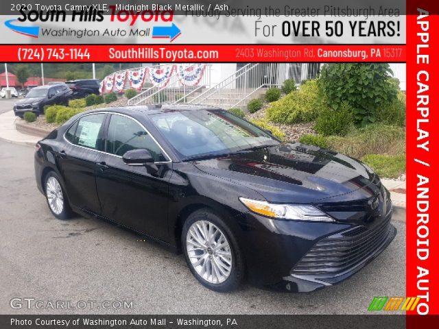 2020 Toyota Camry XLE in Midnight Black Metallic