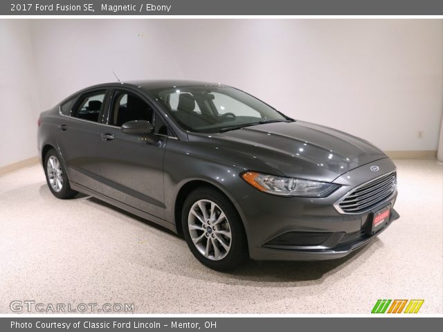 2017 Ford Fusion SE in Magnetic