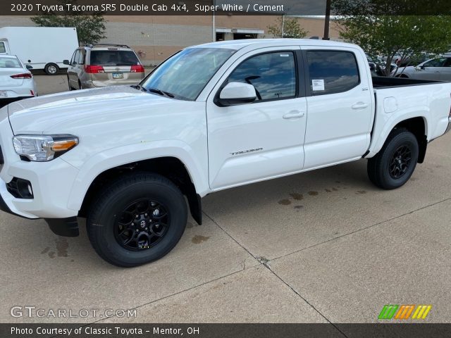 2020 Toyota Tacoma SR5 Double Cab 4x4 in Super White