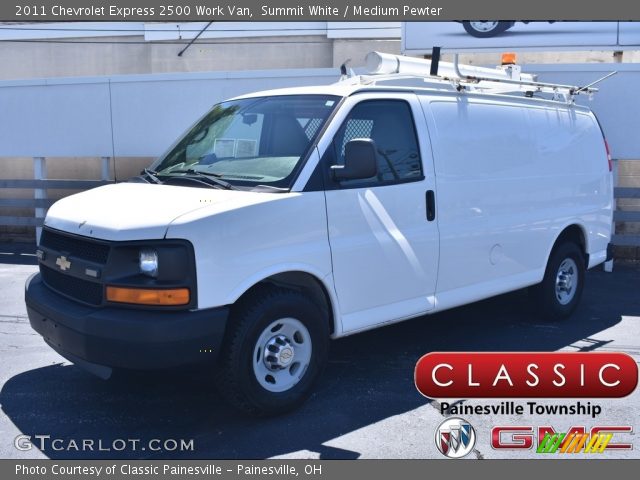 2011 Chevrolet Express 2500 Work Van in Summit White