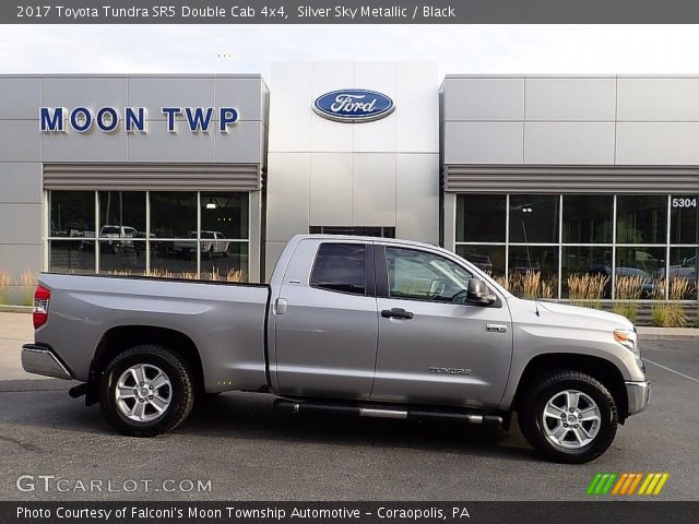 2017 Toyota Tundra SR5 Double Cab 4x4 in Silver Sky Metallic
