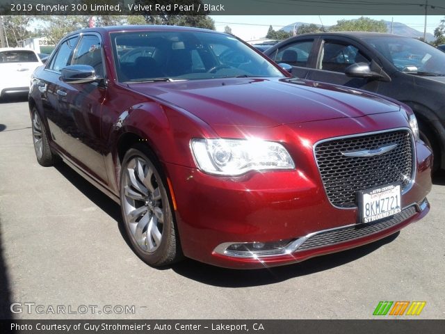 2019 Chrysler 300 Limited in Velvet Red Pearl