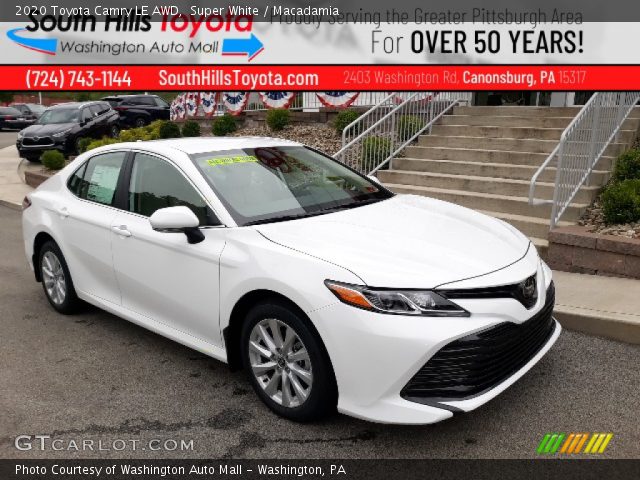 2020 Toyota Camry LE AWD in Super White