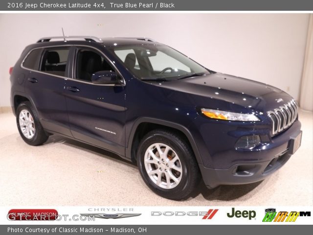 2016 Jeep Cherokee Latitude 4x4 in True Blue Pearl