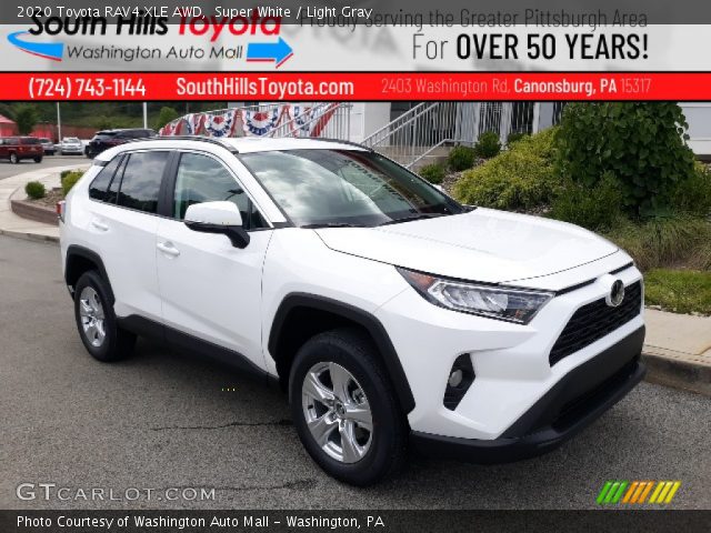 2020 Toyota RAV4 XLE AWD in Super White