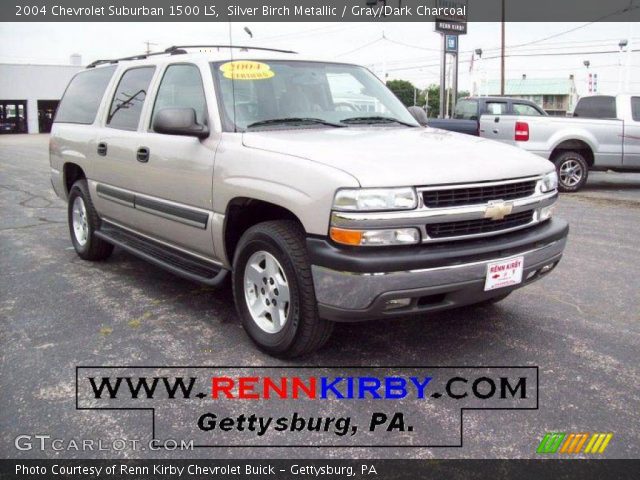 2004 Chevrolet Suburban 1500 LS in Silver Birch Metallic