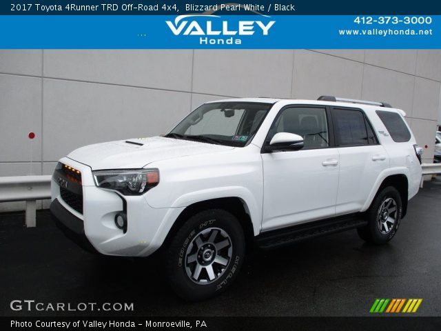 2017 Toyota 4Runner TRD Off-Road 4x4 in Blizzard Pearl White