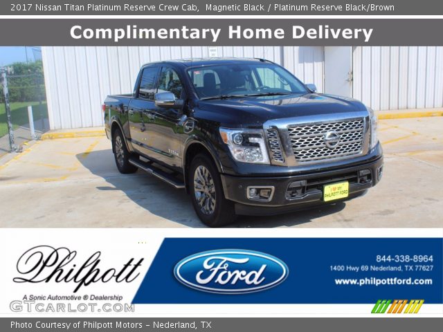 2017 Nissan Titan Platinum Reserve Crew Cab in Magnetic Black