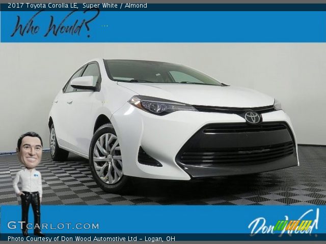 2017 Toyota Corolla LE in Super White