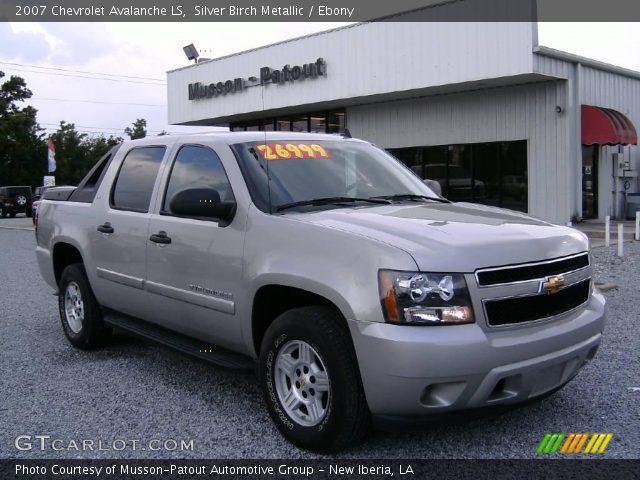 2007 Chevrolet Avalanche LS in Silver Birch Metallic
