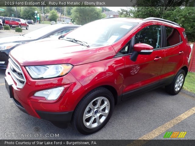 2019 Ford EcoSport SE in Ruby Red Metallic