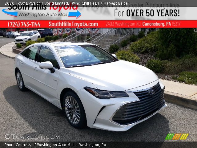 2020 Toyota Avalon Hybrid Limited in Wind Chill Pearl
