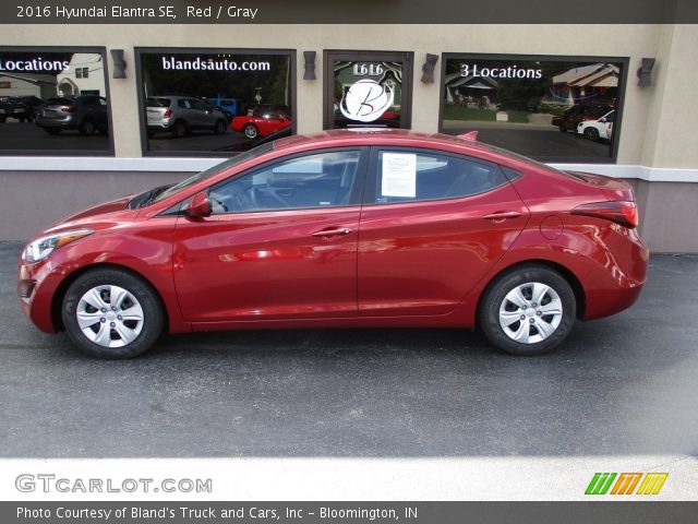 2016 Hyundai Elantra SE in Red