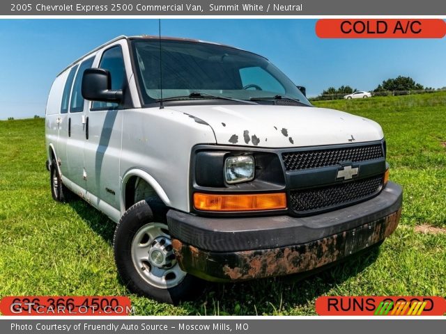 2005 Chevrolet Express 2500 Commercial Van in Summit White