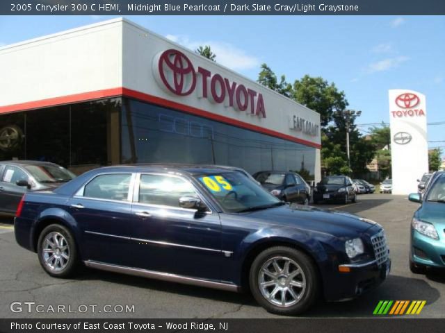 2005 Chrysler 300 C HEMI in Midnight Blue Pearlcoat
