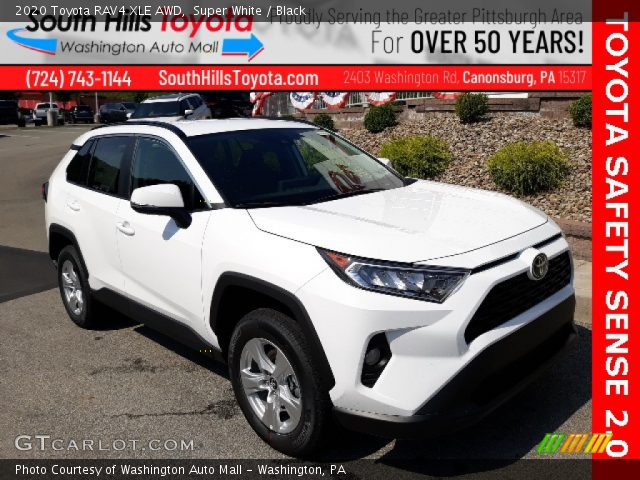 2020 Toyota RAV4 XLE AWD in Super White
