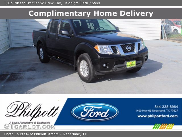 2019 Nissan Frontier SV Crew Cab in Midnight Black