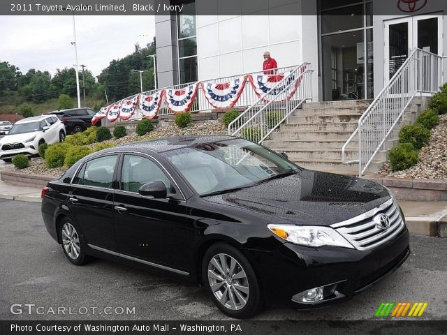 2011 Toyota Avalon Limited in Black