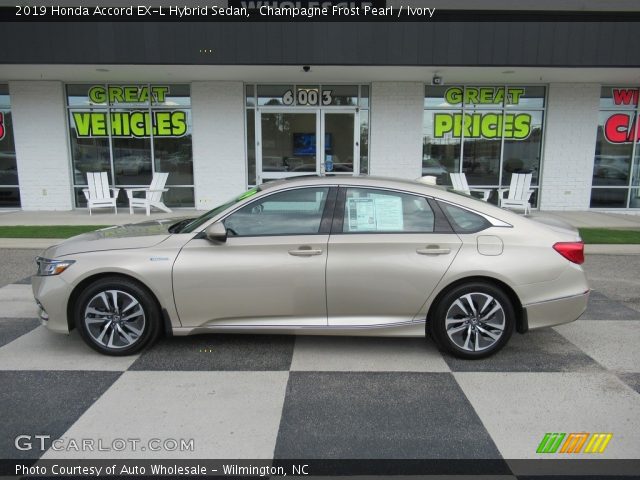 2019 Honda Accord EX-L Hybrid Sedan in Champagne Frost Pearl