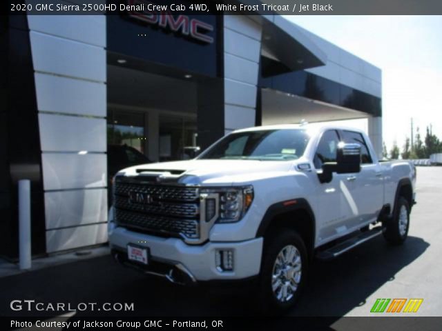 2020 GMC Sierra 2500HD Denali Crew Cab 4WD in White Frost Tricoat