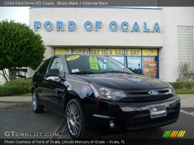 2009 Ford Focus SES Coupe in Ebony Black