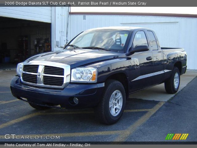 2006 Dodge Dakota SLT Club Cab 4x4 in Patriot Blue Pearl