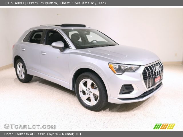 2019 Audi Q3 Premium quattro in Florett Silver Metallic