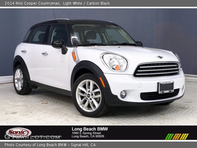 2014 Mini Cooper Countryman in Light White