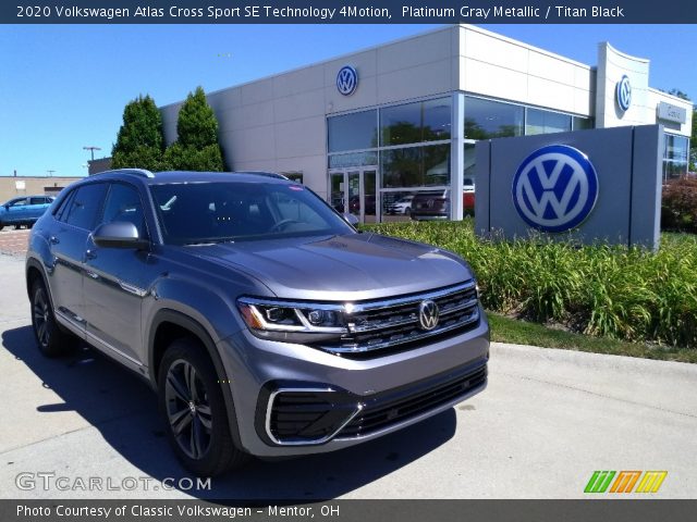 2020 Volkswagen Atlas Cross Sport SE Technology 4Motion in Platinum Gray Metallic
