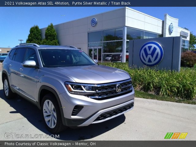 2021 Volkswagen Atlas SEL 4Motion in Pyrite Silver Metallic